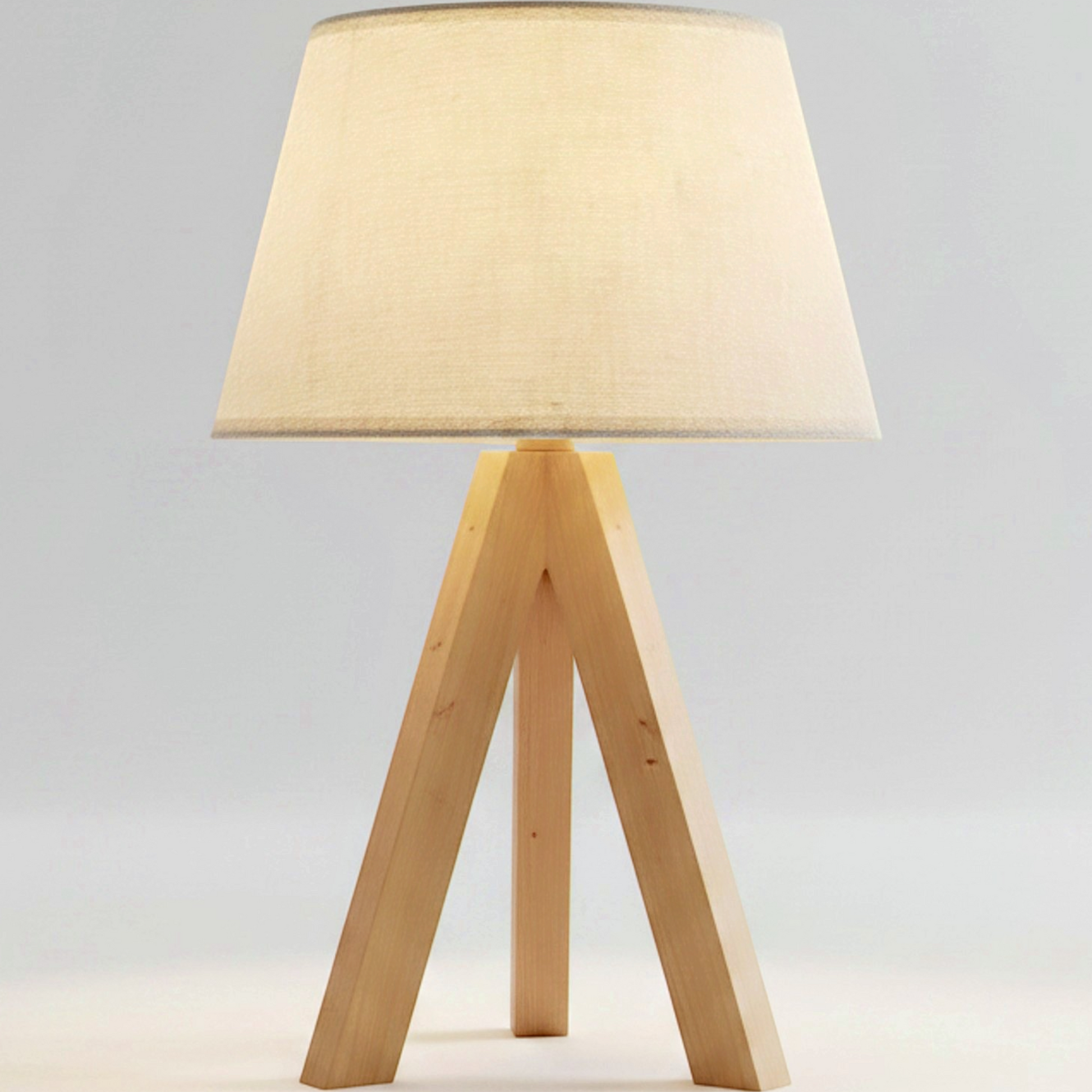 Wooden Tripod Lamp - clean uniform edit