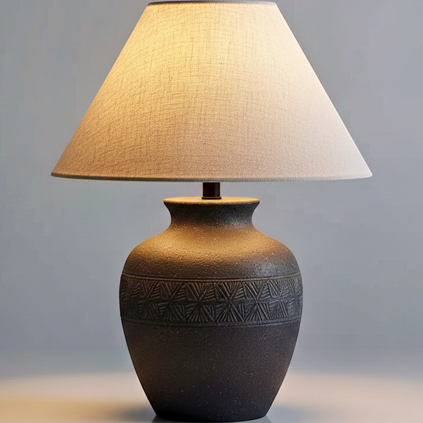 Vintage Japanese Ceramic Table Lamp - clean uniform edit
