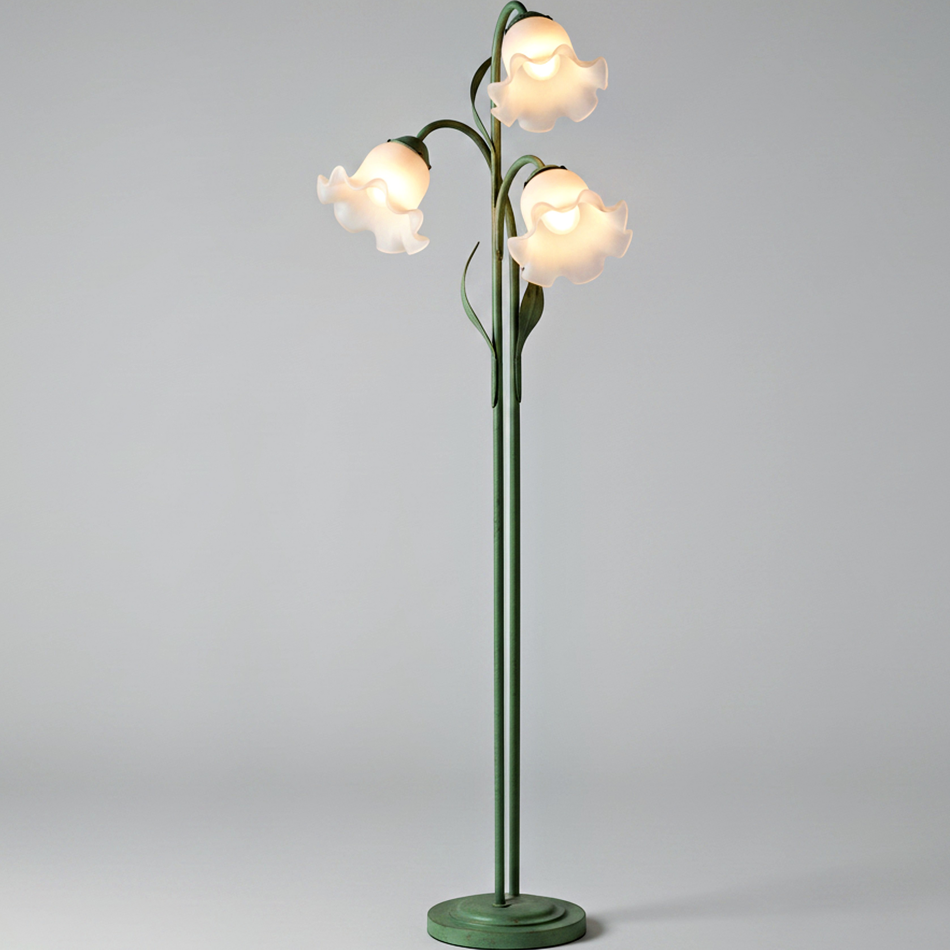 Cream Multi-Head Floor Lamp - clean uniform edit