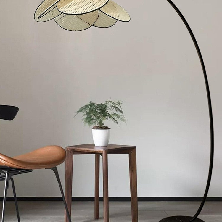 Retro Rattan Floor Lamp - Tall Standing Light